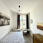 Na Monciaku 19 *
